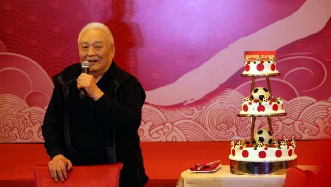 亚洲女初尝黑人巨高清软件